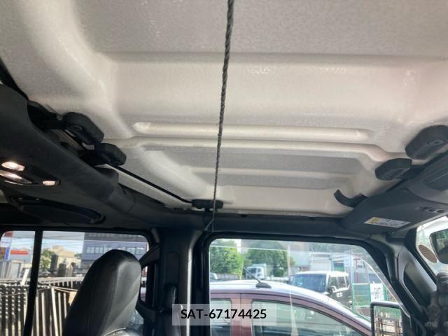 Jeep WRANGLER 2021-08 8099809-28