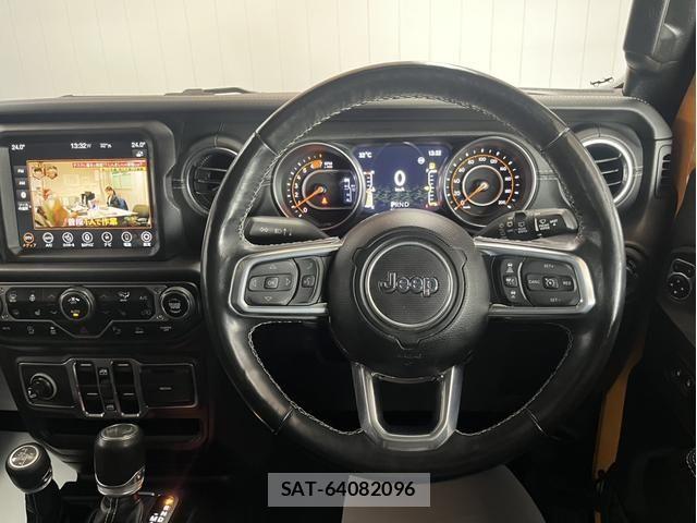 Jeep WRANGLER 2021-08 8099808-11