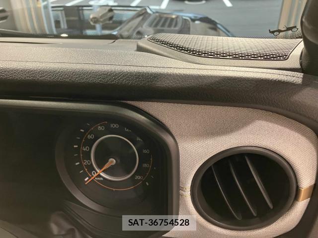 Jeep WRANGLER 2026-03 8130720-14