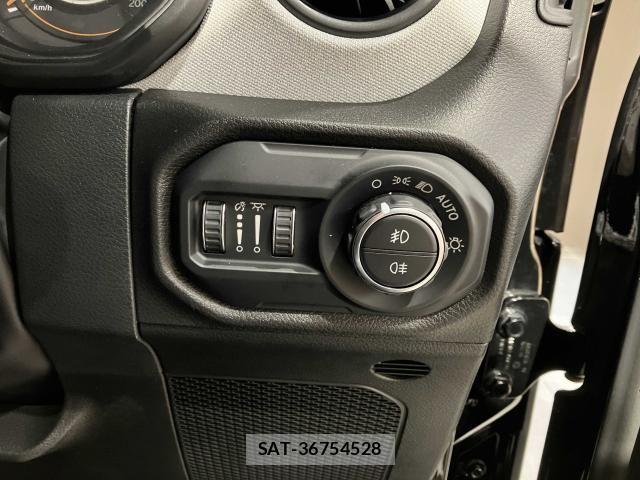 Jeep WRANGLER 2026-03 8130720-15