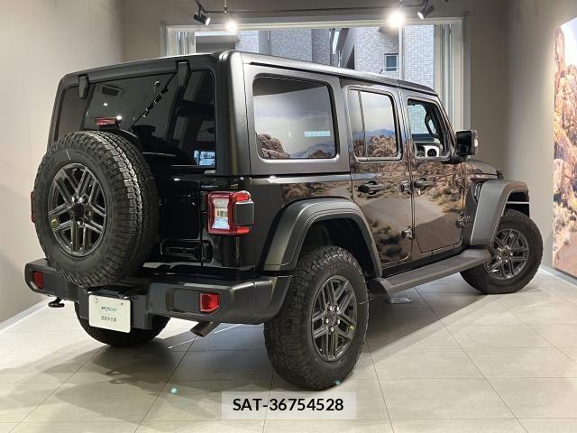 Jeep WRANGLER 2026-03 8130720-2