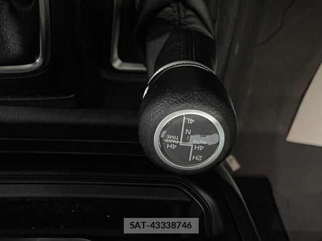 Jeep WRANGLER 2021-07 8130730-23