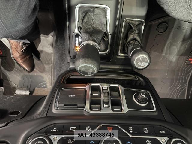 Jeep WRANGLER 2021-07 8130730-24