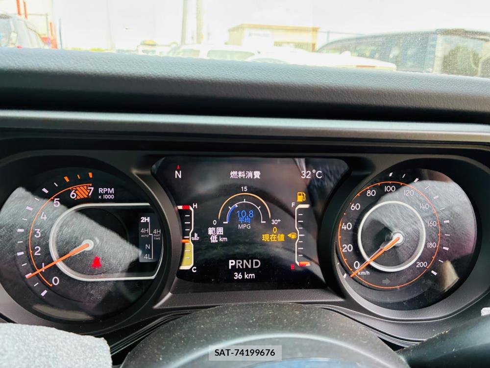Jeep WRANGLER 2026-03 7327640-15