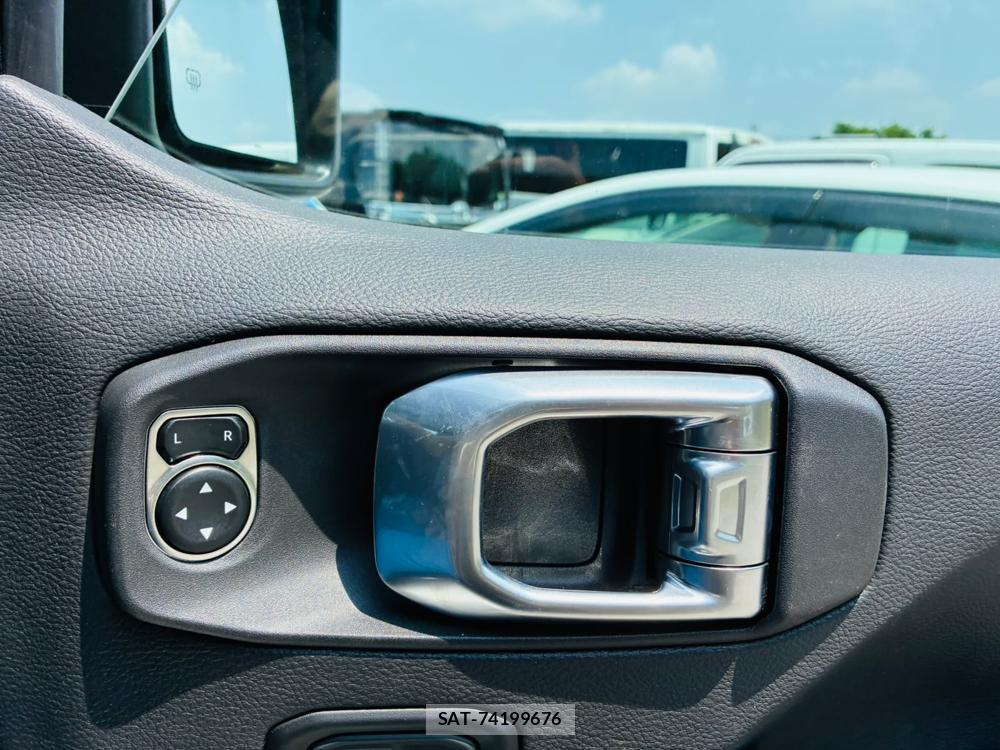 Jeep WRANGLER 2026-03 7327640-20