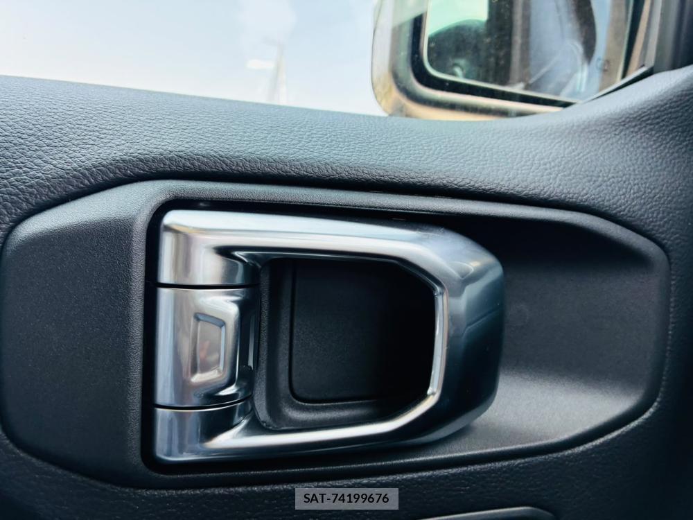 Jeep WRANGLER 2026-03 7327640-22
