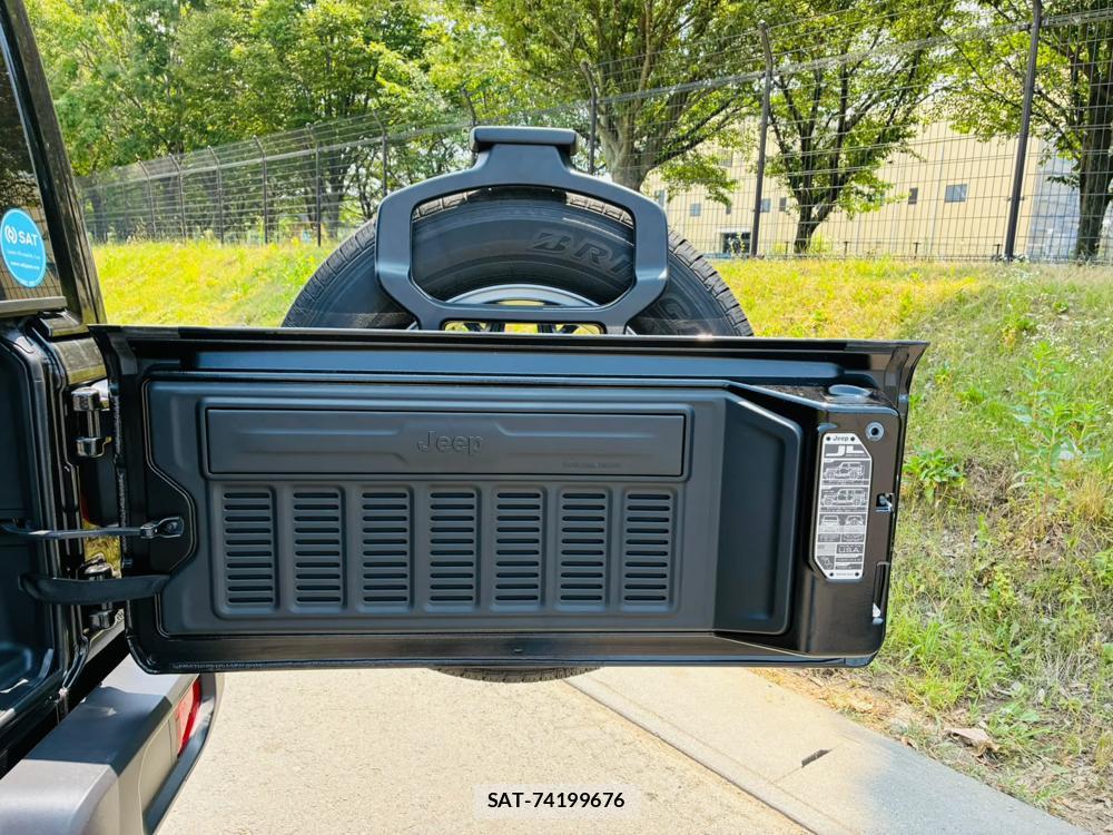 Jeep WRANGLER 2026-03 7327640-27