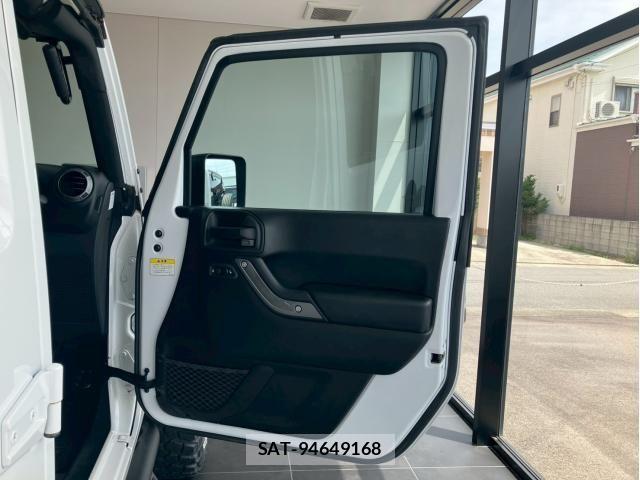 Jeep WRANGLER 2017-12 8130755-12