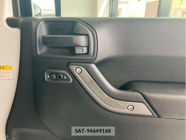 Jeep WRANGLER 2017-12 8130755-14
