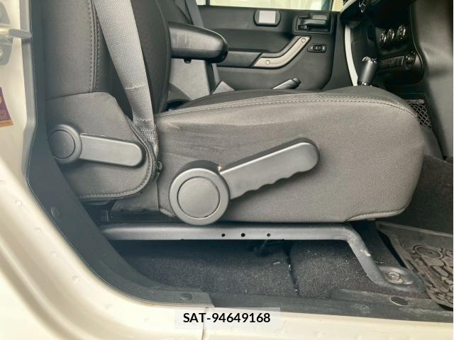 Jeep WRANGLER 2017-12 8130755-16