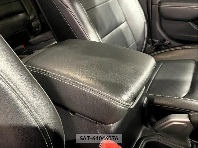 Jeep WRANGLER 2019-06 8130738-20