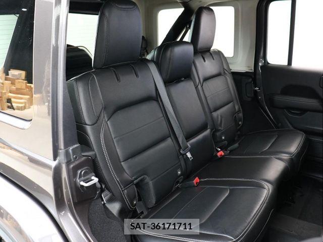 Jeep WRANGLER 2021-01 8130729-6