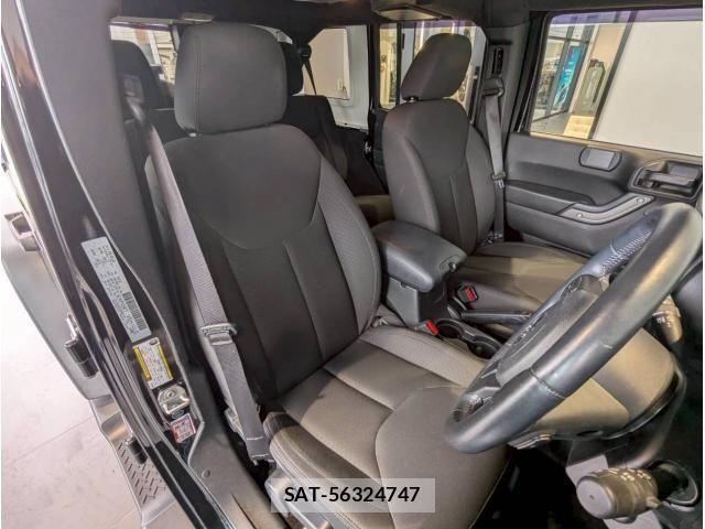 Jeep WRANGLER 2017-03 8130768-16