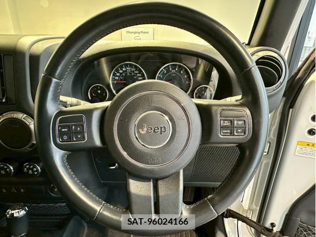 Jeep WRANGLER 2015-09 8130767-16