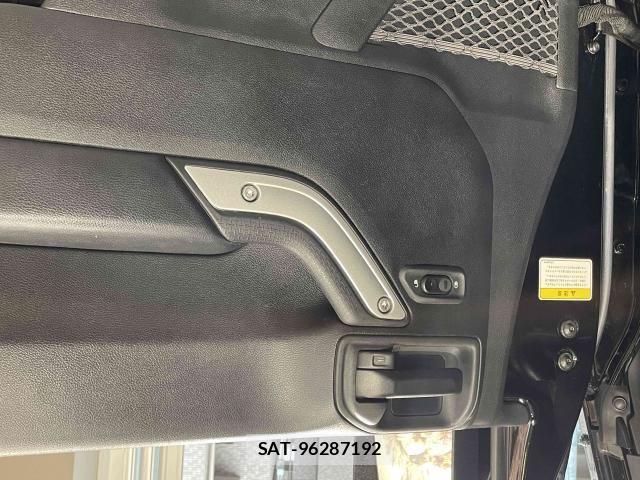 Jeep WRANGLER 2017-02 8130748-13