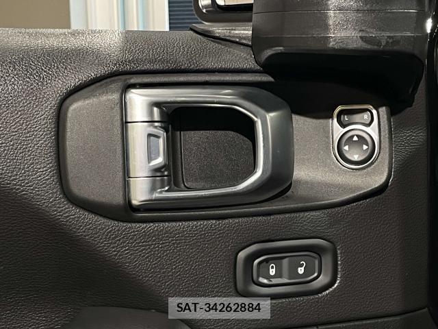 Jeep WRANGLER 2022-12 8130721-10