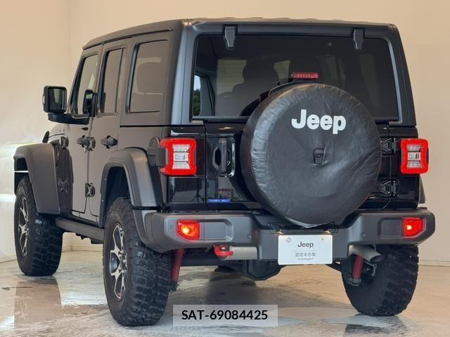 Jeep WRANGLER 2023-09 8208015-2