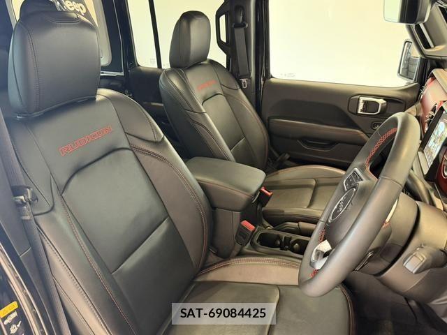 Jeep WRANGLER 2023-09 8208015-3