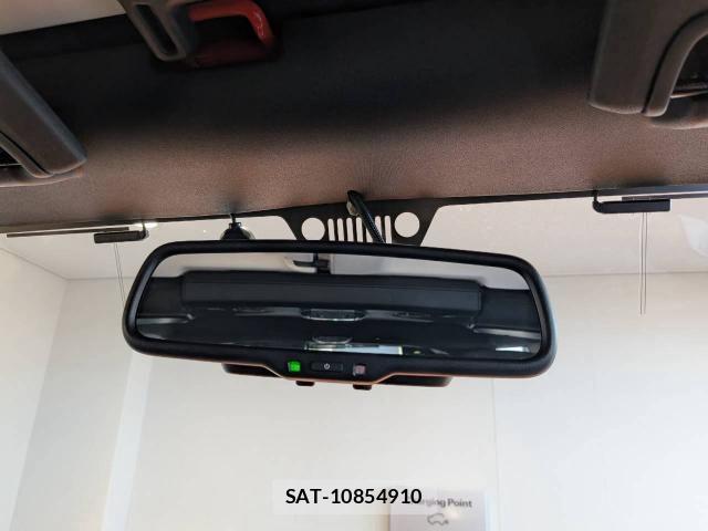 Jeep WRANGLER 2015-06 8208020-27