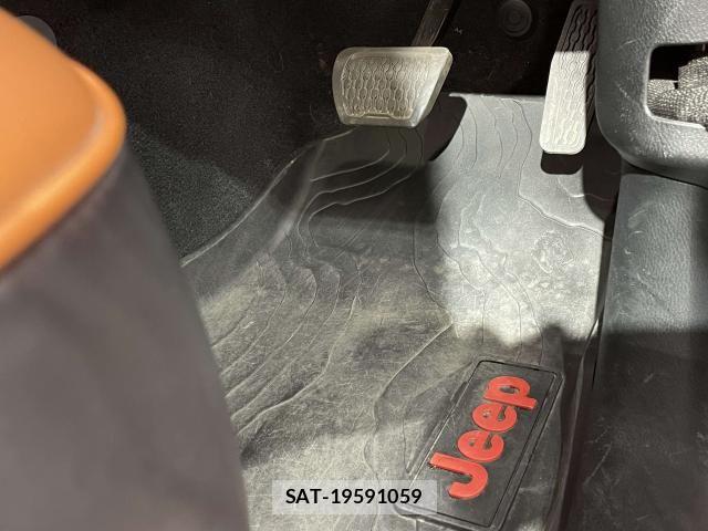 Jeep WRANGLER 2019-07 8208018-13