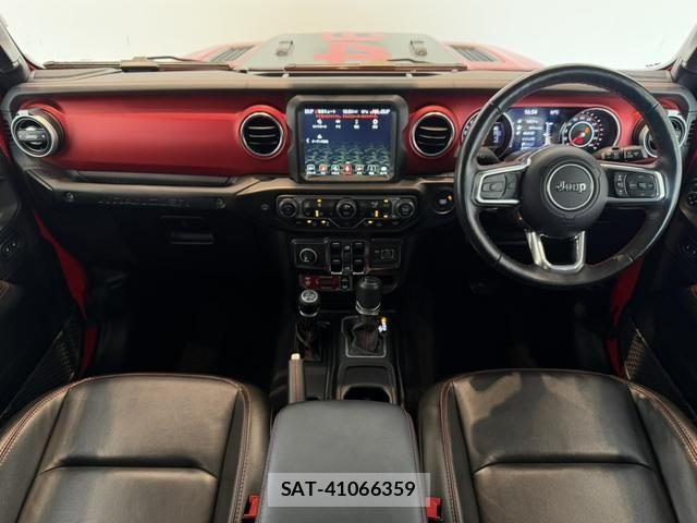 Jeep WRANGLER 2021-11 8208017-10
