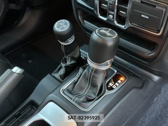 Jeep WRANGLER 2022-07 8208016-12