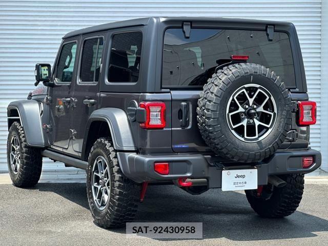 Jeep WRANGLER 2025-06 8208014-2