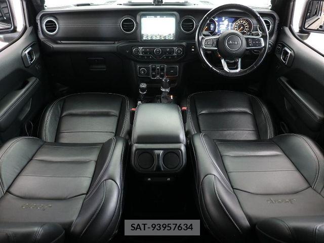 Jeep WRANGLER 2020-01 8208019-1