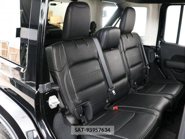 Jeep WRANGLER 2020-01 8208019-6