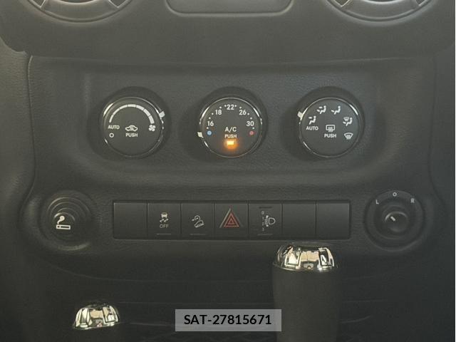 Jeep WRANGLER 2017-12 8230454-7