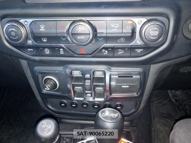 Jeep WRANGLER 2019-03 8245505-21