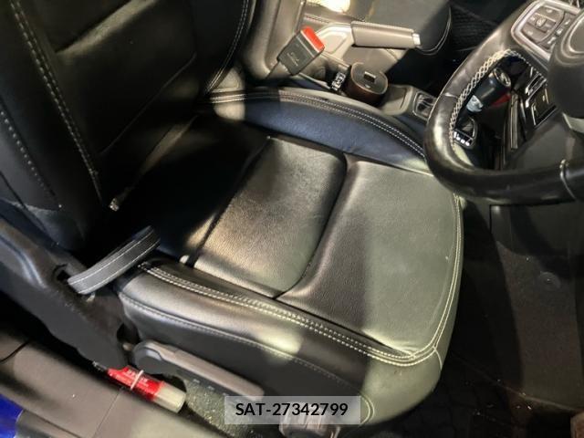 Jeep WRANGLER 2019-11 8245509-18