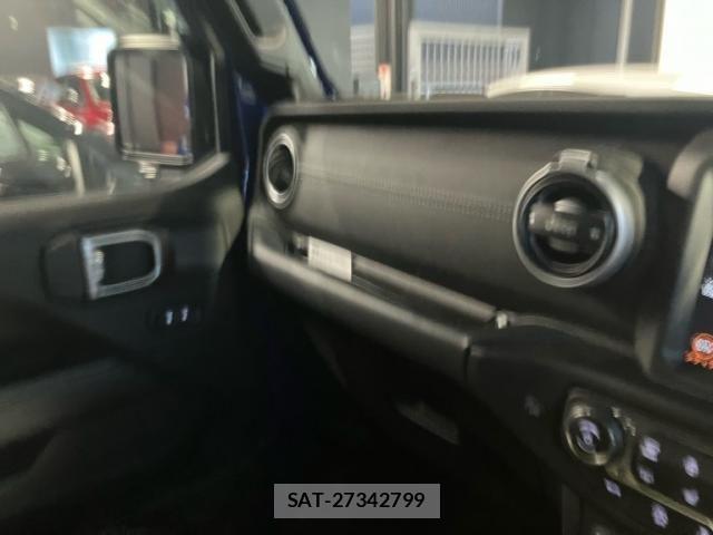 Jeep WRANGLER 2019-11 8245509-28
