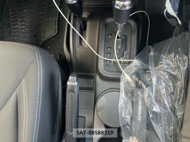 Jeep WRANGLER 2016-04 8245513-16