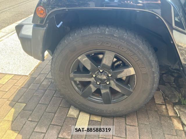 Jeep WRANGLER 2016-04 8245513-5