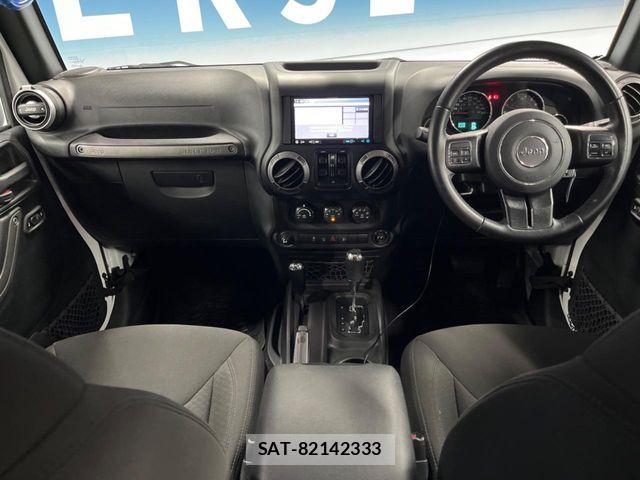 Jeep WRANGLER 2018-01 8245510-1
