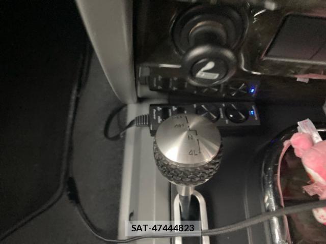 Jeep WRANGLER 2008-01 8245512-14