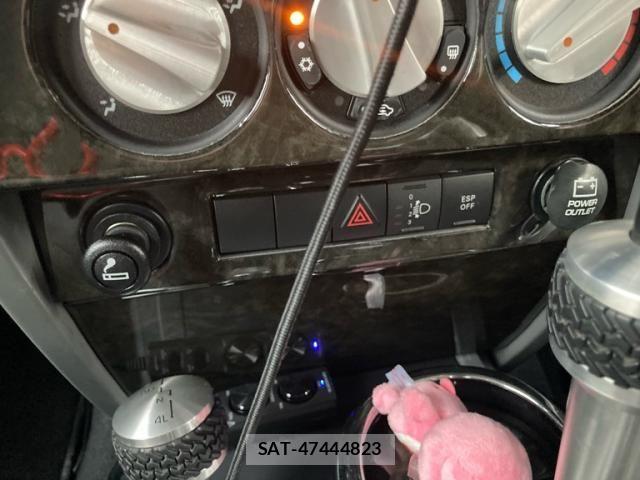 Jeep WRANGLER 2008-01 8245512-15