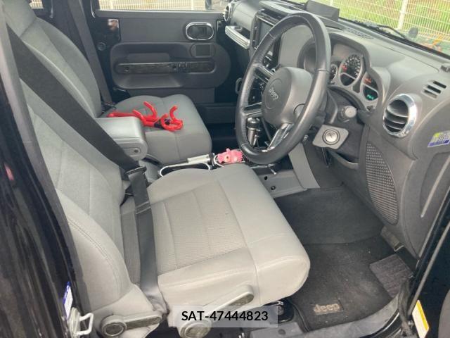 Jeep WRANGLER 2008-01 8245512-19