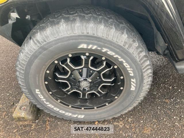 Jeep WRANGLER 2008-01 8245512-5