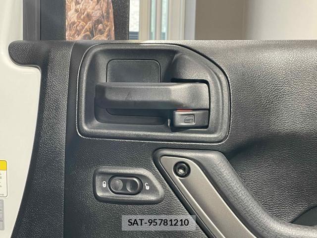 Jeep WRANGLER 2018-03 8314921-10