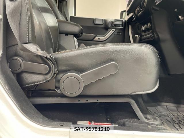 Jeep WRANGLER 2018-03 8314921-13
