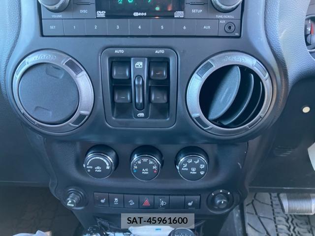 Jeep WRANGLER 2013-07 8336320-19
