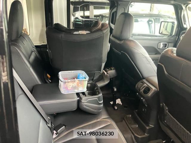 Jeep WRANGLER 2025-02 8336314-21