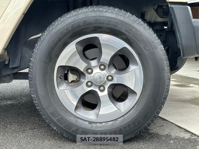 Jeep WRANGLER 2018-05 8354744-14