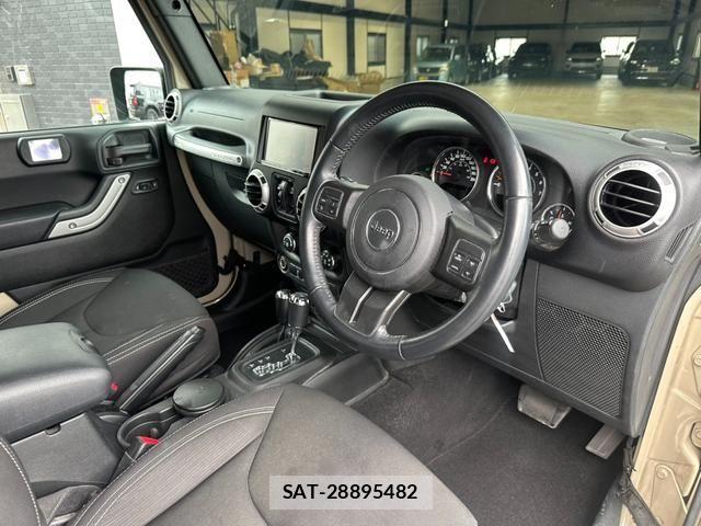 Jeep WRANGLER 2018-05 8354744-1