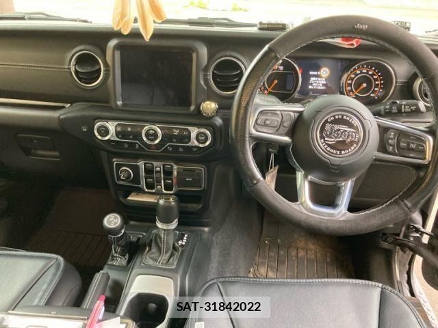 Jeep WRANGLER 2021-09 8366445-18