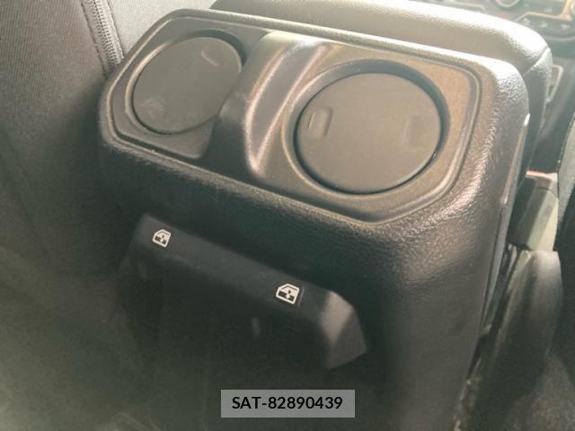 Jeep WRANGLER 2019-04 8366450-11