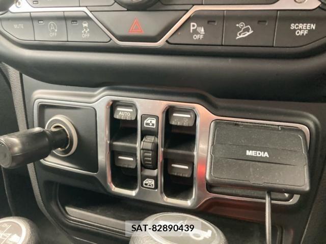 Jeep WRANGLER 2019-04 8366450-19