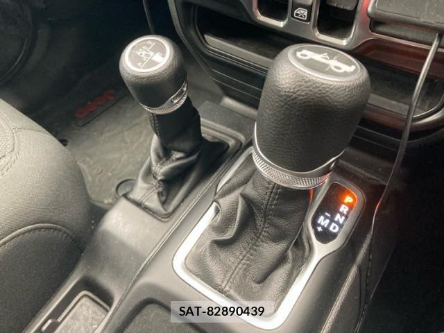 Jeep WRANGLER 2019-04 8366450-20